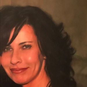 Meet your Posher, Joy